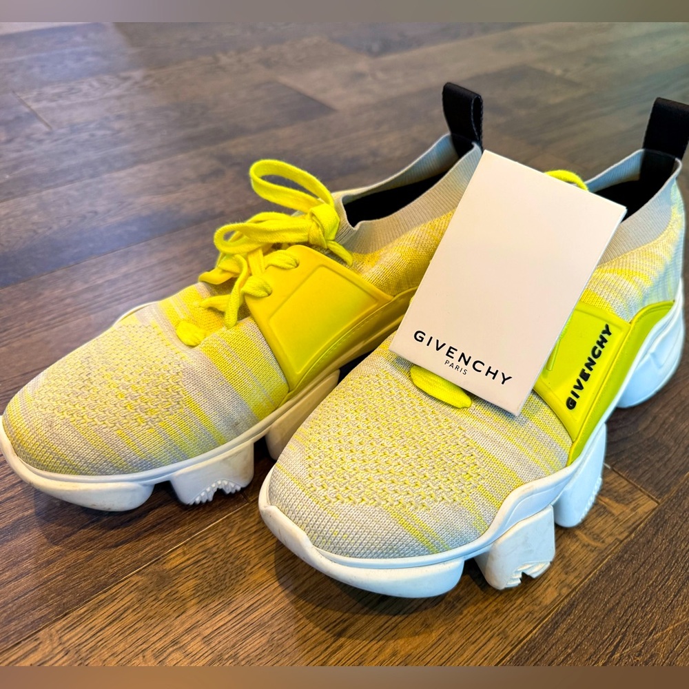 Givenchy Paris Jaw chunky sneakers